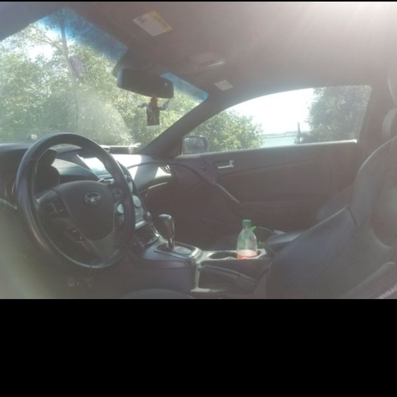 2014 Hyundai Genesis Coupe 3.8 Ultimate - Picture 10 of 10